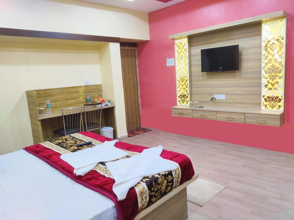 Hotel Family Inn Foreign Guest Only Aurangabad  Zewnętrze zdjęcie